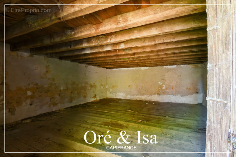 Dpt Cher (18), Loye-Sur-Arnon, Maison 112 m² – Grand terrain, dépendance de 100 m² et garage avec fosse - photo 55
