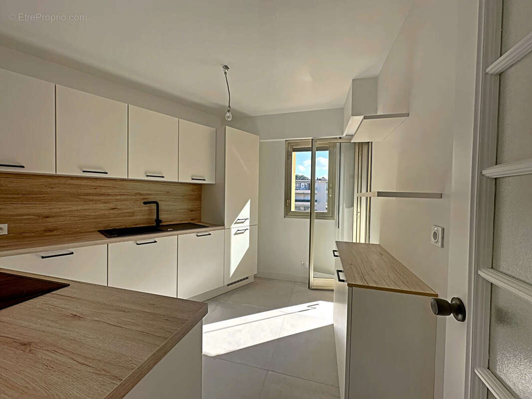 Appartement à SAINT-RAPHAEL