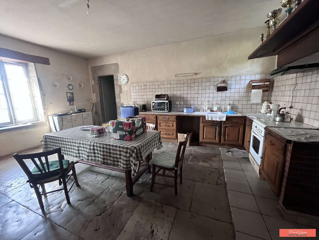 Maison 150 m² à Saint-Martin-De-Seignanx  - photo 8