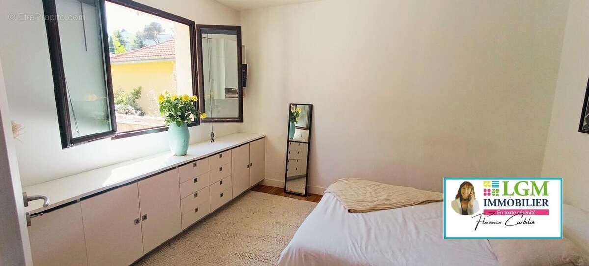 Appartement exceptionnel 5 pièces dans une copropriété de 2 lots sans charges + cave - photo 10
