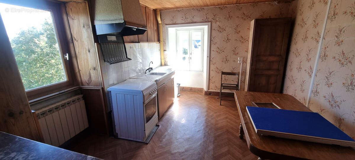 Maison à SAINT-URCIZE