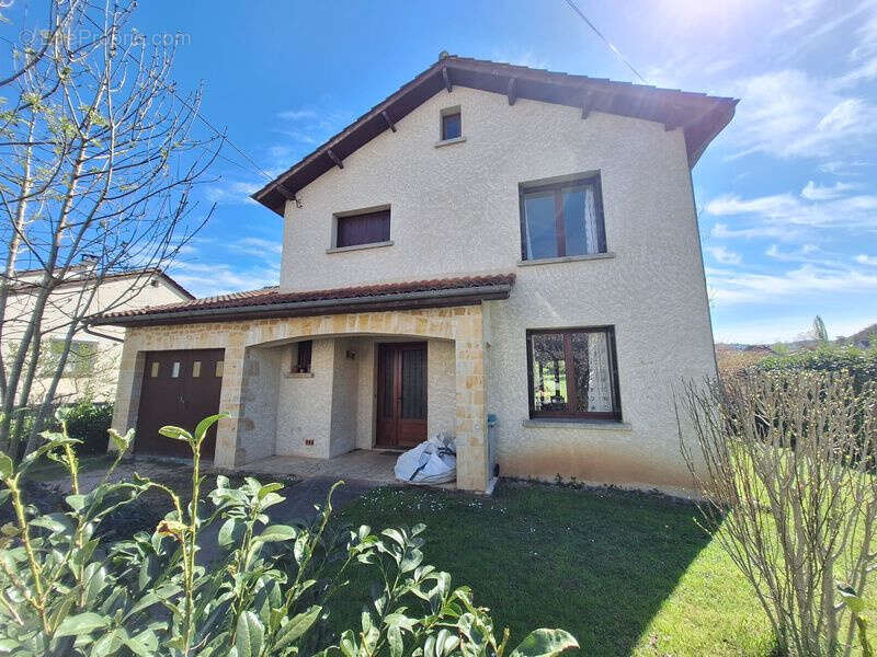 Maison à SAINT-CERE