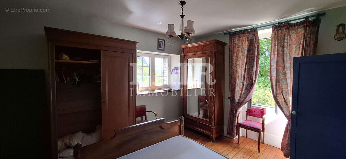 Maison de Maître et ancien presbytère - Ref S15421 - photo 8