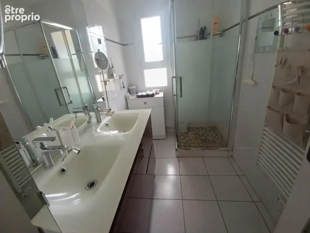 Maison de plain-pied avec beau terrain, idéale pour un premi - photo 13