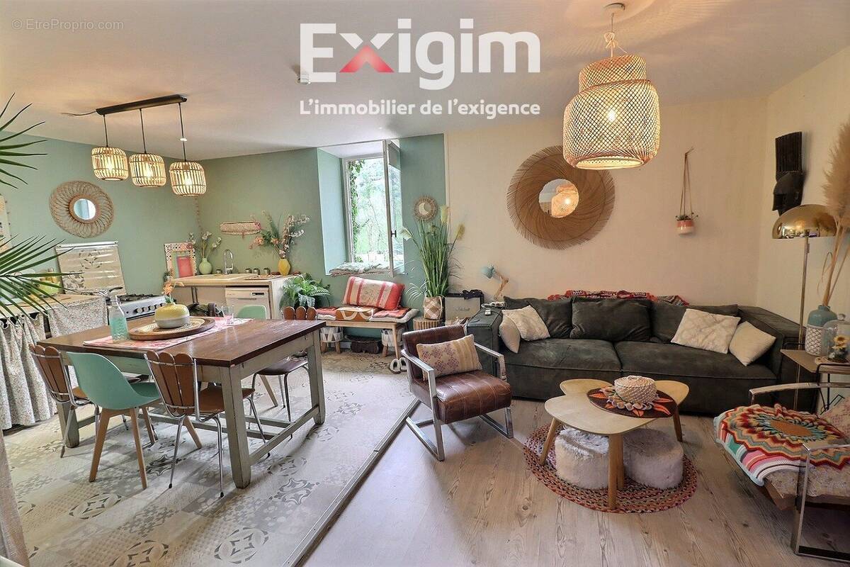 Appartement à TOURNON-SUR-RHONE