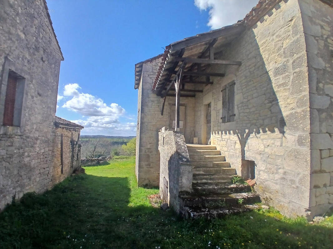 17611 - Maison à CAHORS
