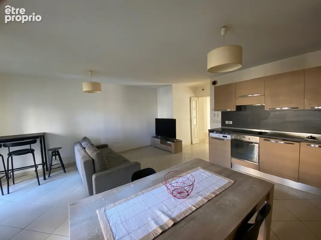 NICE - Appartement 3 pièces avec superbe terrasse de 37m2 - photo 2