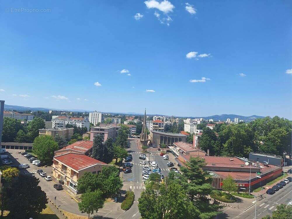 Appartement à SAINTE-FOY-LES-LYON