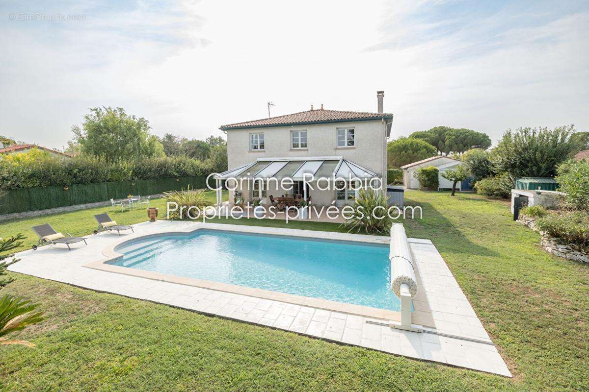 Maison à FENOUILLET