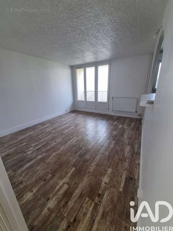 Photo 2 - Appartement à CHILLY-MAZARIN