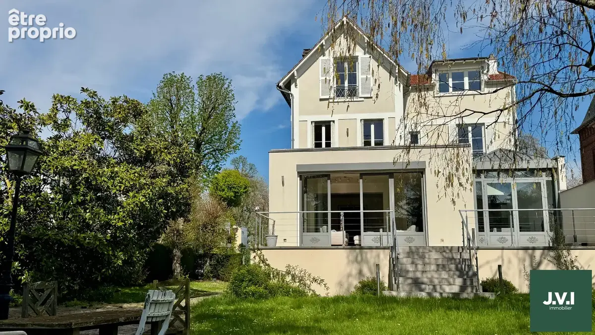 A VENDRE Maison Enghien Les Bains 11 pièces 290 m² - photo 14