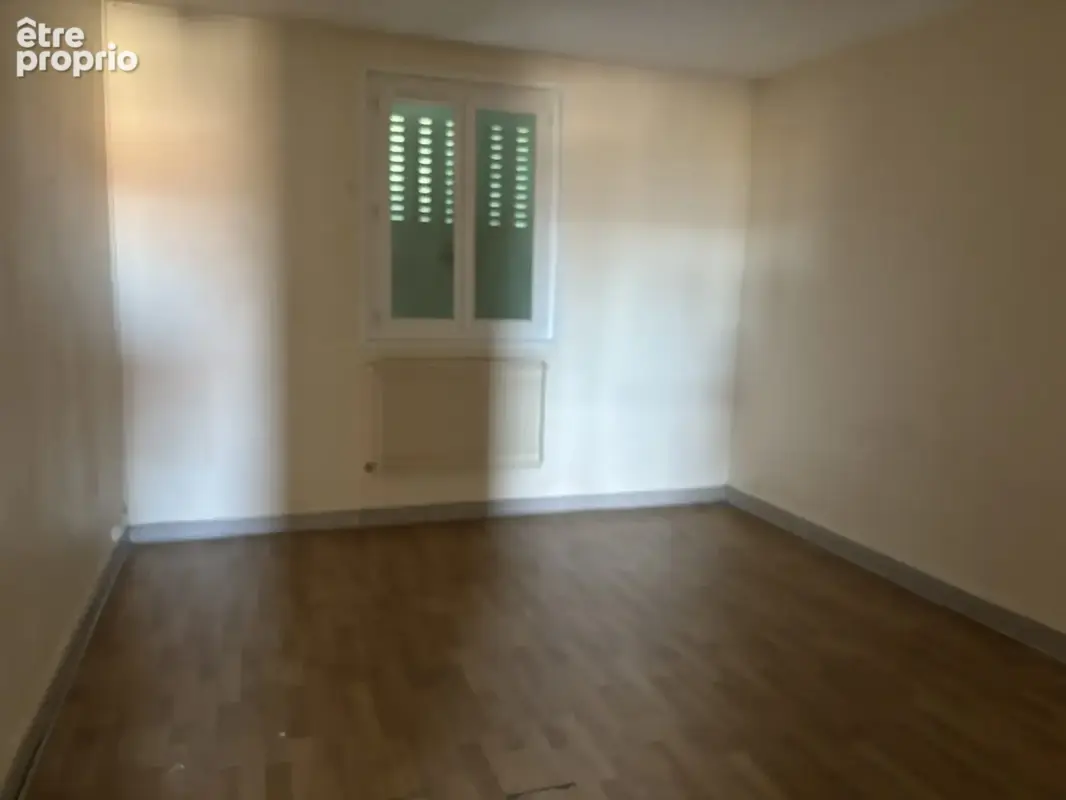 Appartement 103 m² à Aubenas  - photo 4