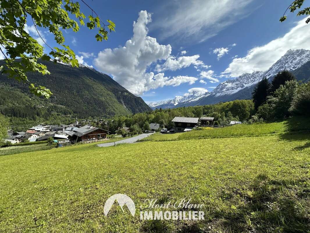 Terrain à LES HOUCHES