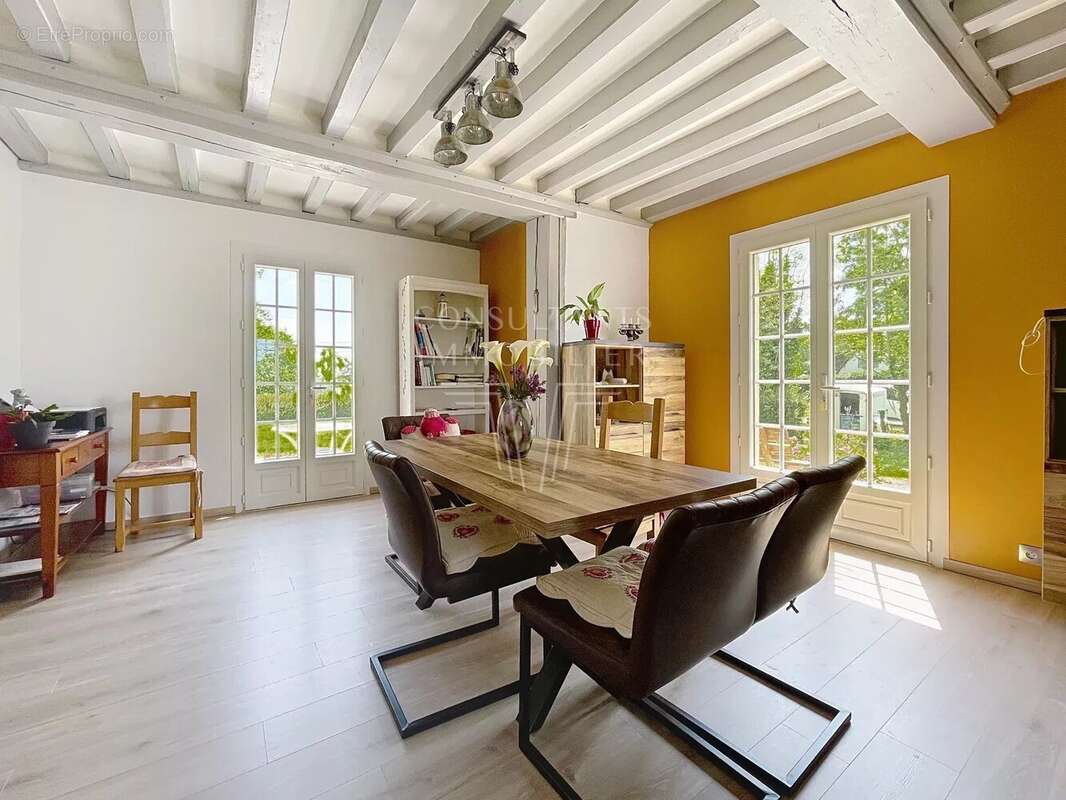 Maison à PONT-L&#039;EVEQUE