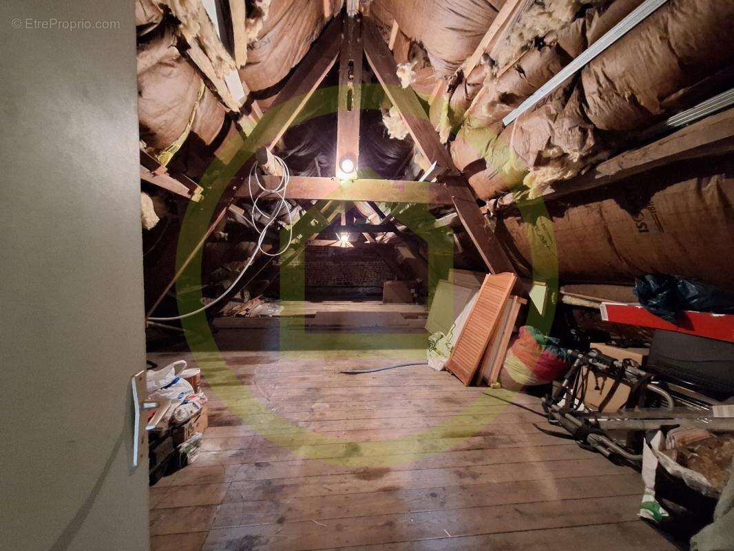 Maison à NEUVILLE-EN-AVESNOIS