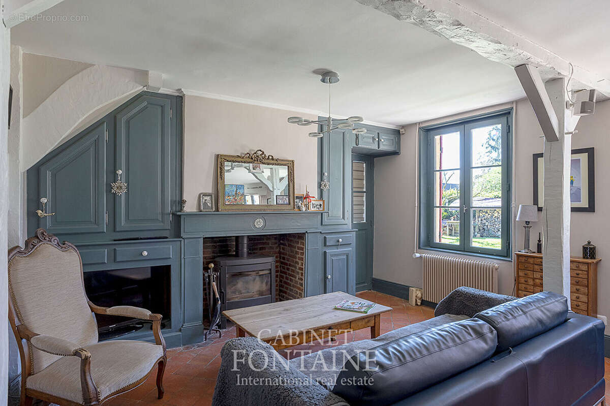 Maison à SAINTE-GENEVIEVE