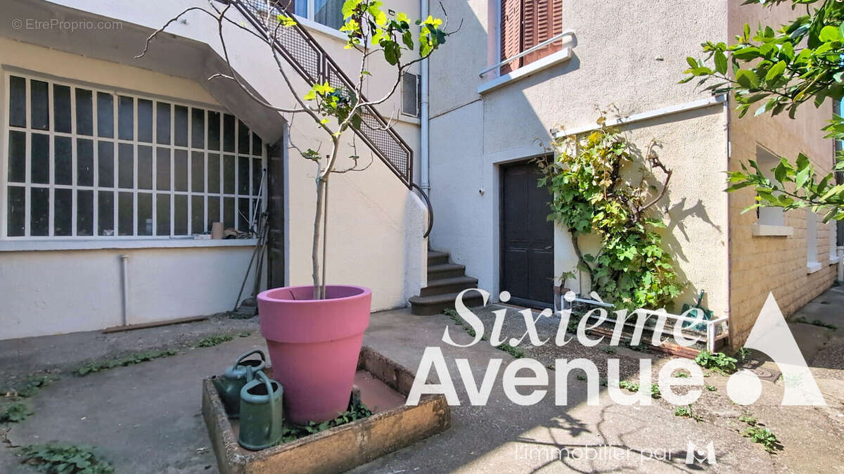 Maison à VENISSIEUX