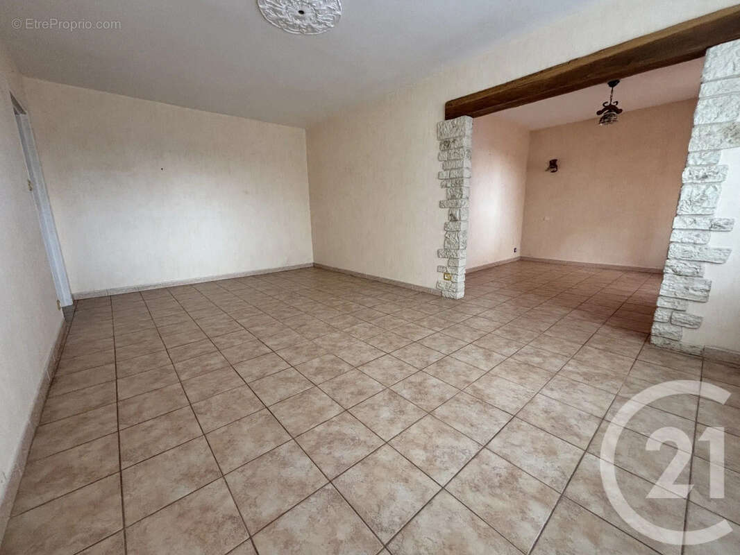 Appartement à SAINT-QUENTIN