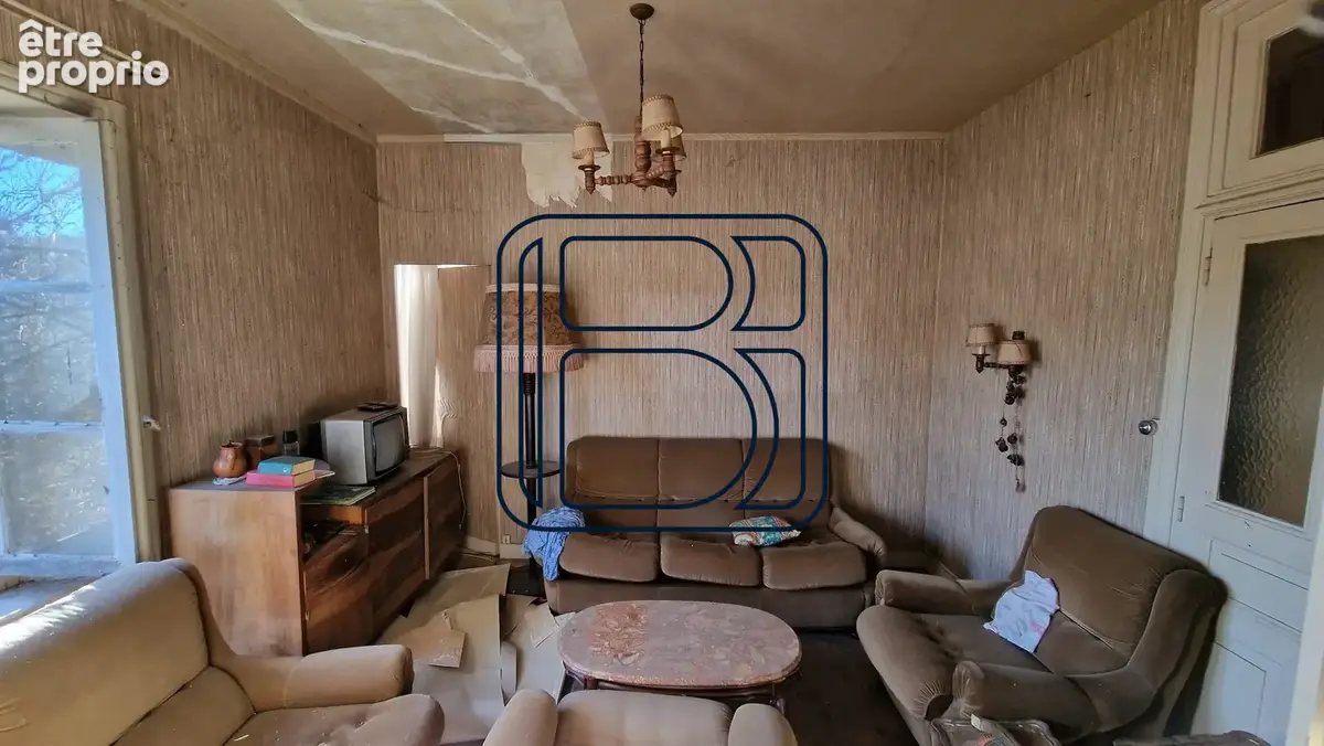 Maison 6 pièces 135 m² à vendre à Ambert (63600) - photo 4