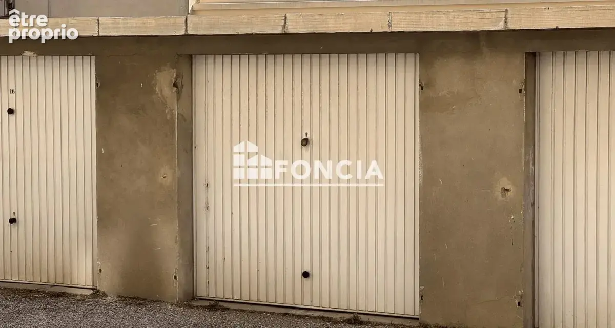 Avignon – Garage en résidence sécurisée – Idéal investisseur ou usage personnel - photo 2