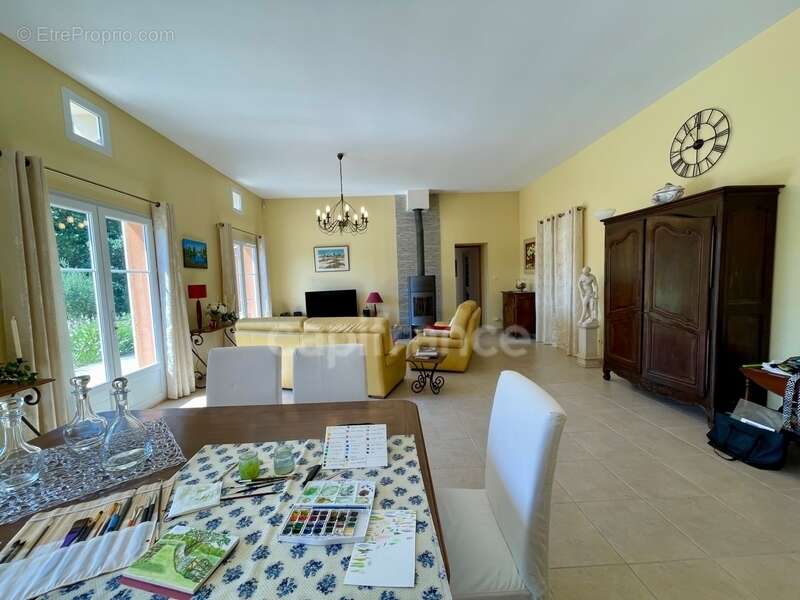 Maison à LAURIS