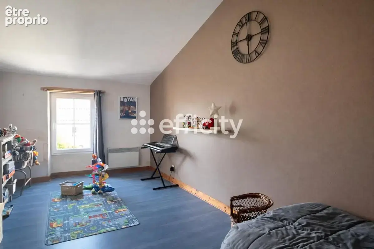 Maison 5 pièces 240 m² à vendre à Le Chay (17600) - photo 15