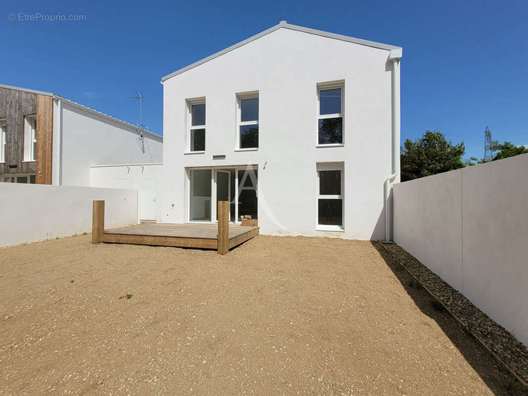 Maison à PERIGNY