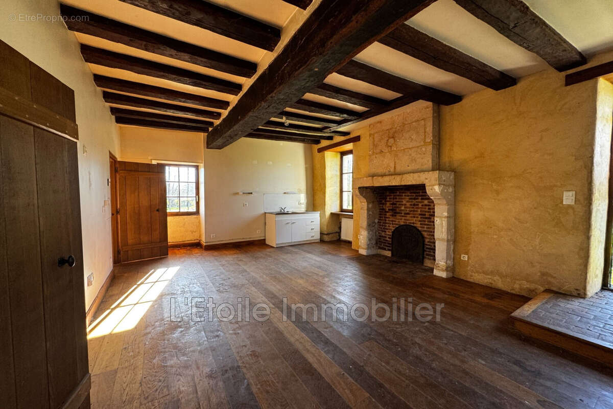 Maison à SAINT-DENIS-SUR-HUISNE