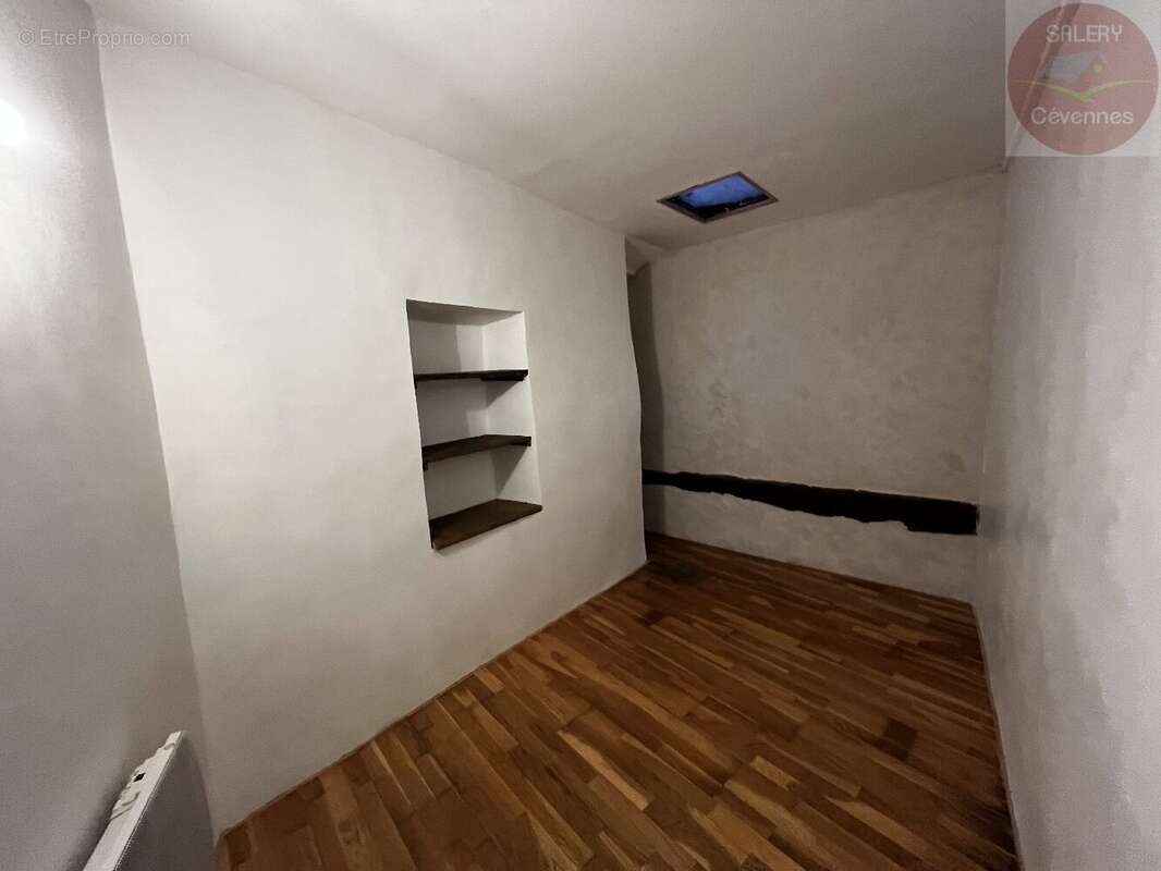 Maison à LASALLE