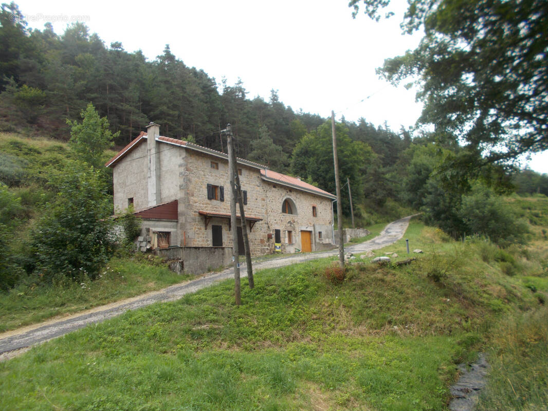 Maison à SAINT-BONNET-LE-FROID