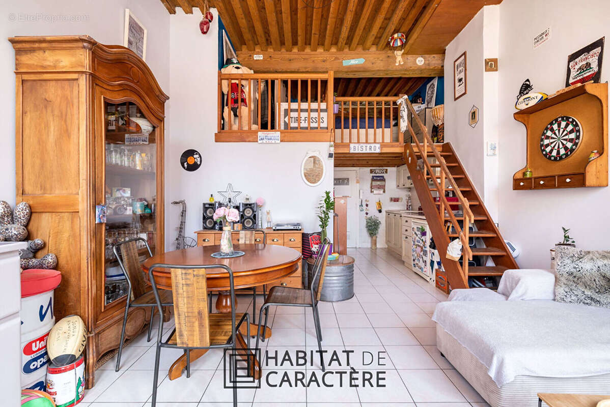 T3bis - Croix-Rousse - 66m² - photo 6