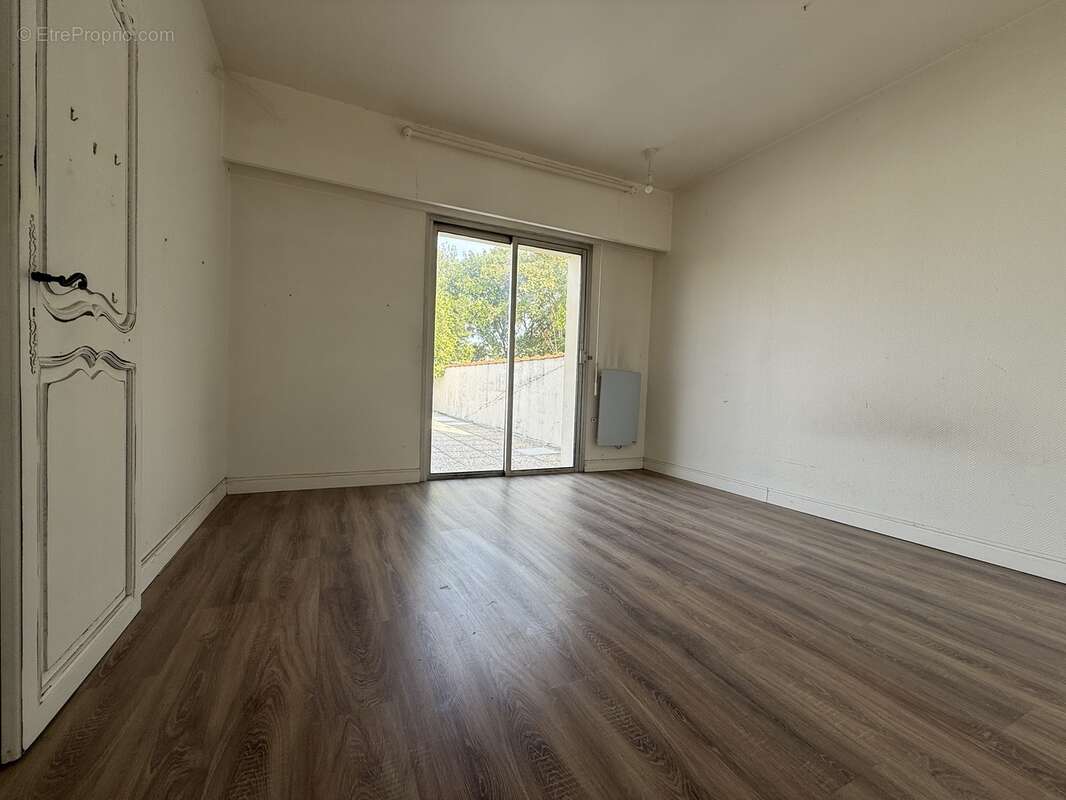 Appt 111 m2 hab. + terrasse de 87 m2 + garage à FLOIRAC CENTRE - photo 12