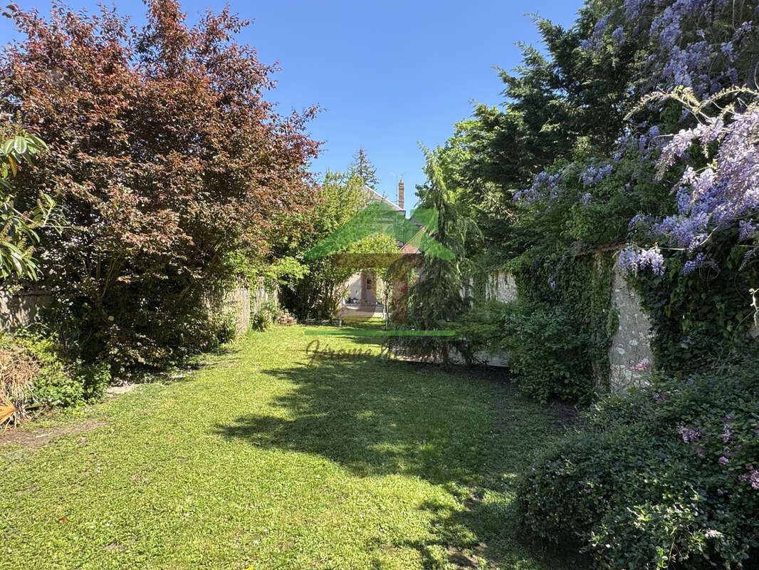 Maison à CHATEAUDUN