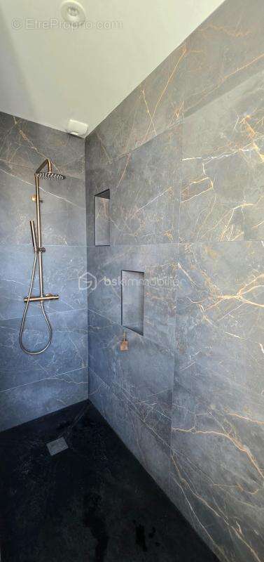 Maison à SAINT-SYLVAIN-D'ANJOU