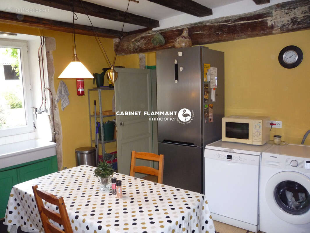 Maison à BAIGNEUX-LES-JUIFS