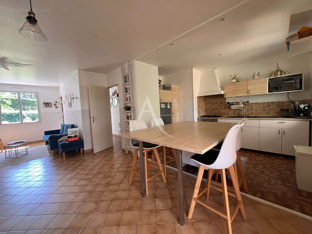 Maison Chissay En Touraine  3 pièce(s) - photo 2