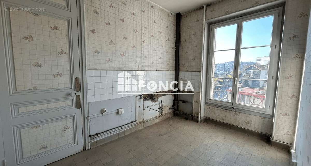 Appartement à SAINT-ETIENNE