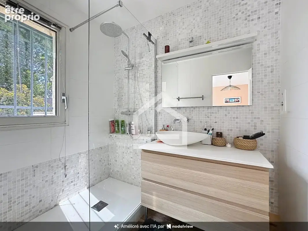 LE BOUSCAT - Maison familiale de 127 m2 - GARAGE - PISCINE - photo 13