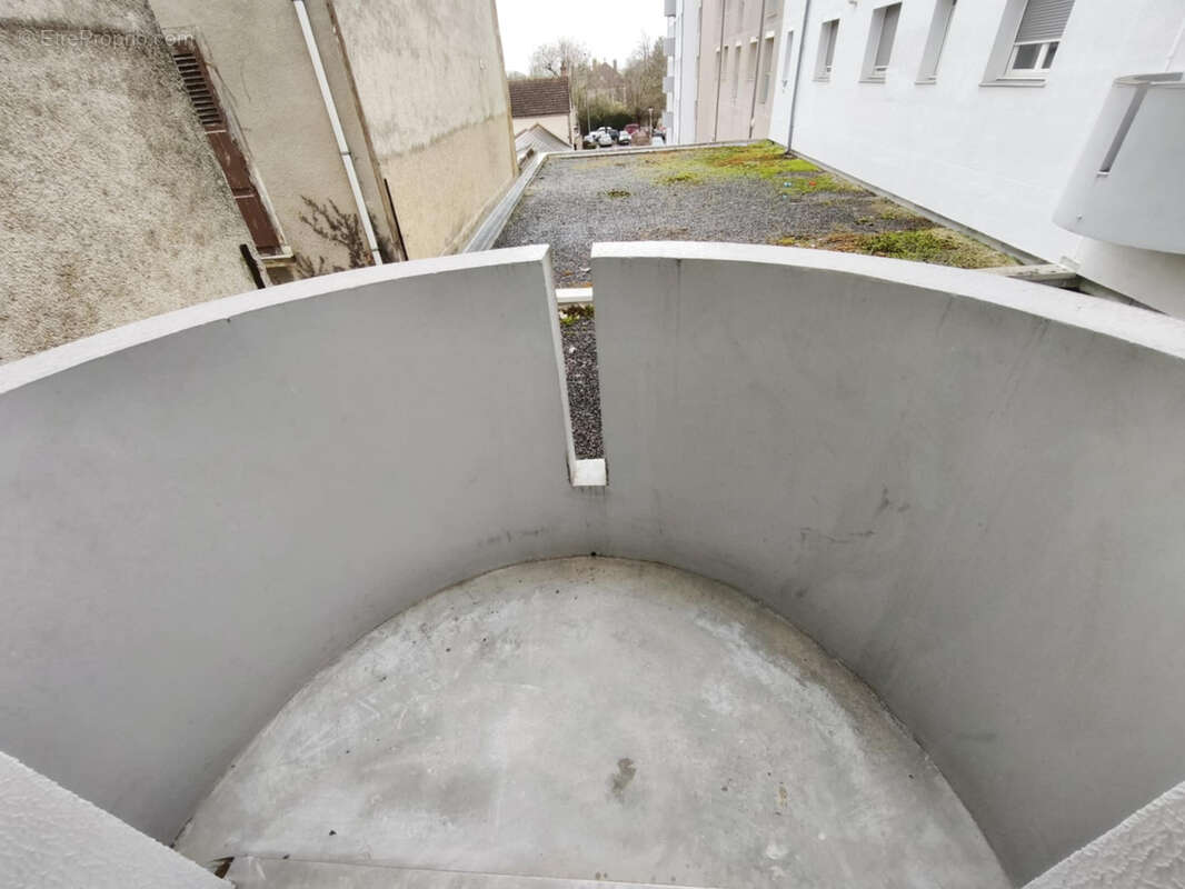 Appartement à SAINTE-SAVINE