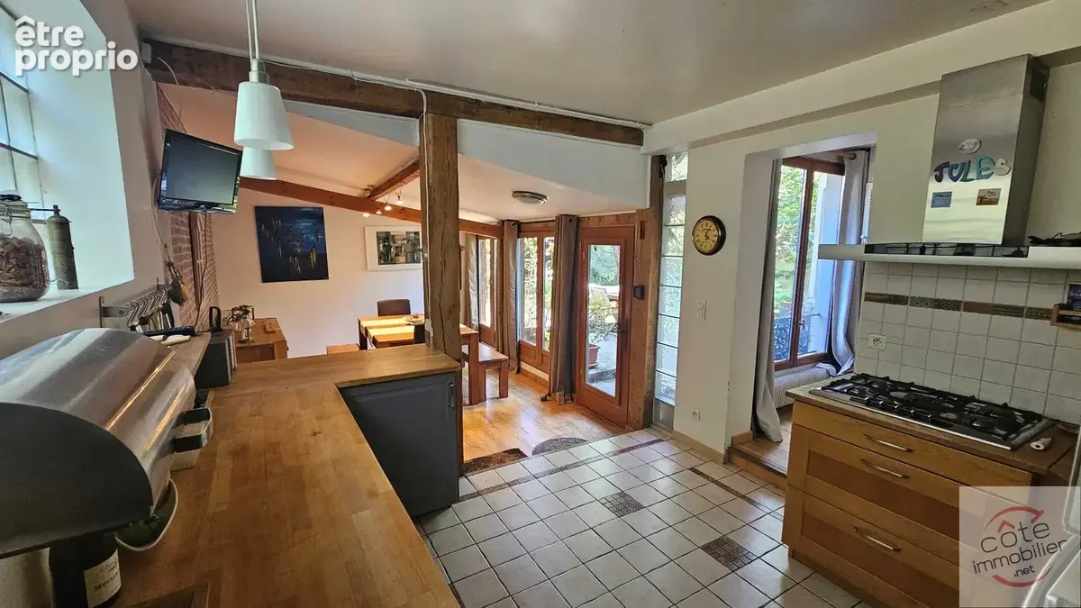 COUP DE COEUR pour cette maison de 131m² sur 2 niveaux, élevée sur un ilot de verdure de 300m² - photo 6