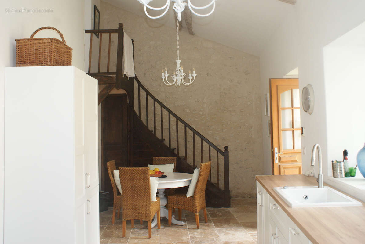 Maison à AUBETERRE-SUR-DRONNE