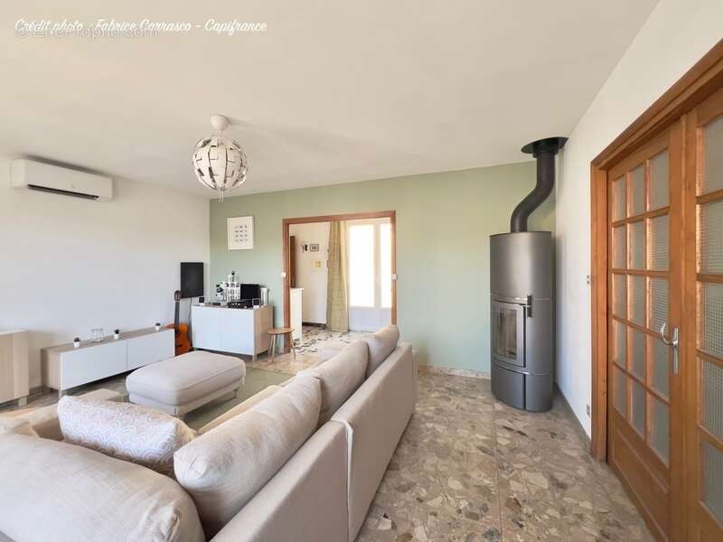 Maison à SAINT-BONNET-PRES-RIOM