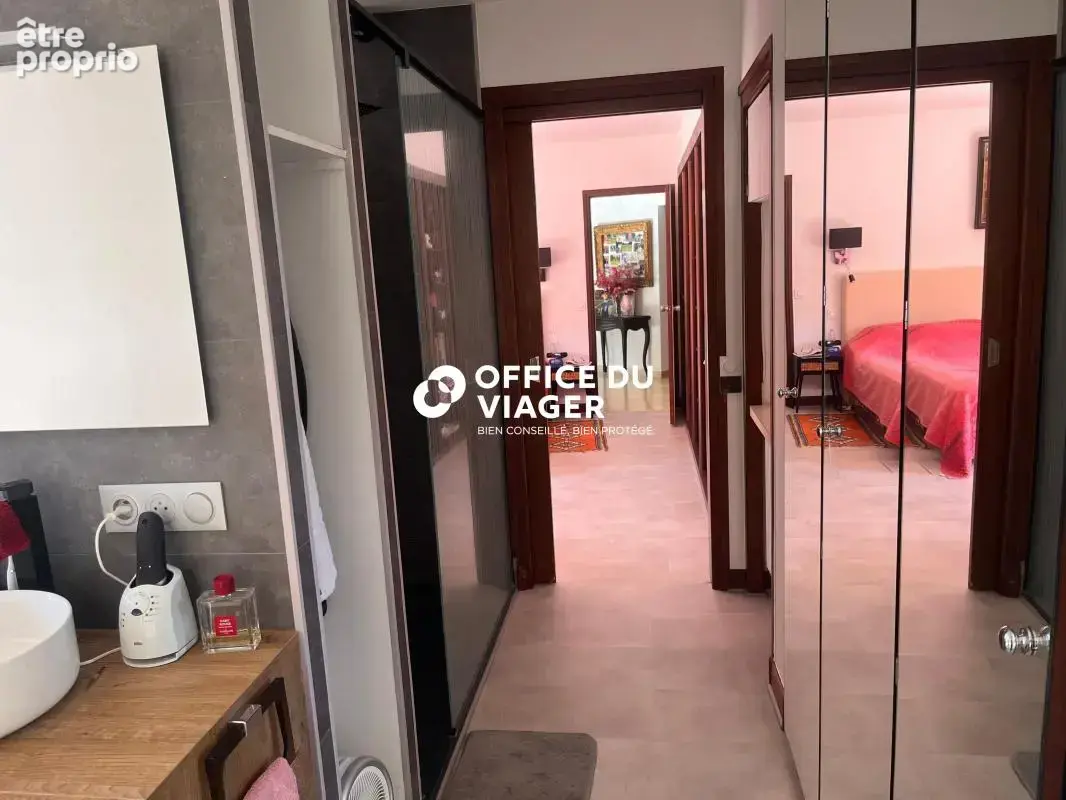 Maison - 6 pièces - 260 m² - photo 13
