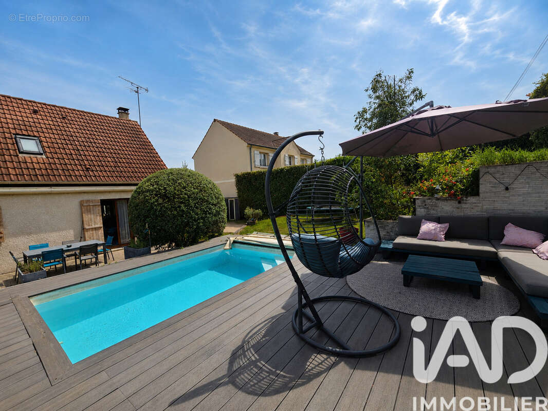 Photo 2 - Maison à LA VILLE-DU-BOIS