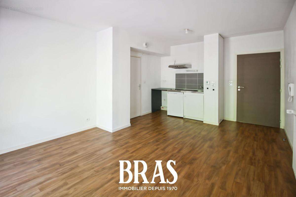 Appartement Nantes 2 pièce(s) 37 m2 - photo 2