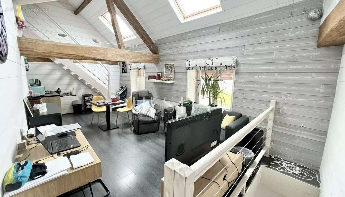 Ancien corps de ferme de 134m² avec 4 chambres - photo 11