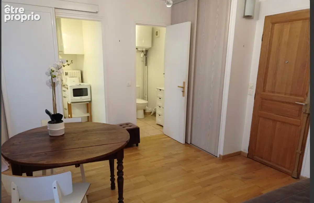 La varenne ? triangle d'or ? 2 pièces avec dépendance et espace extérieur - photo 2