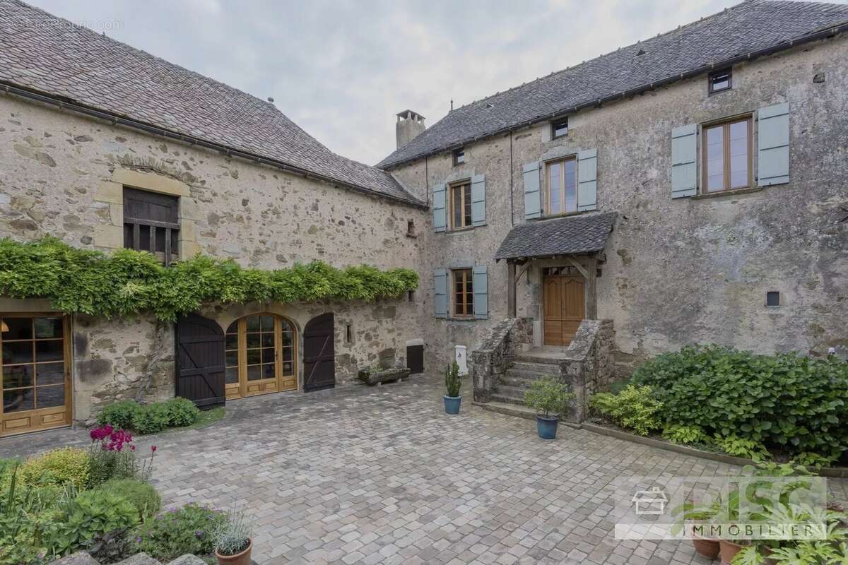 Maison à NAJAC