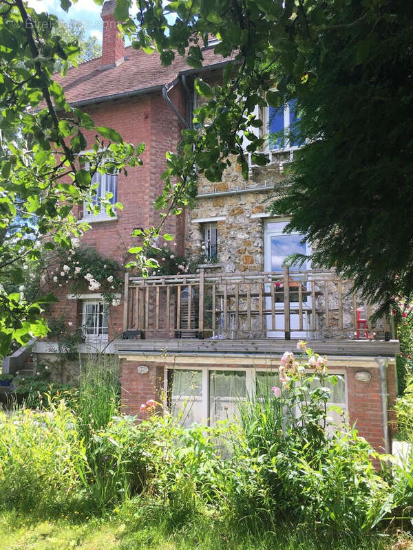 Maison à LA CELLE-SAINT-CLOUD