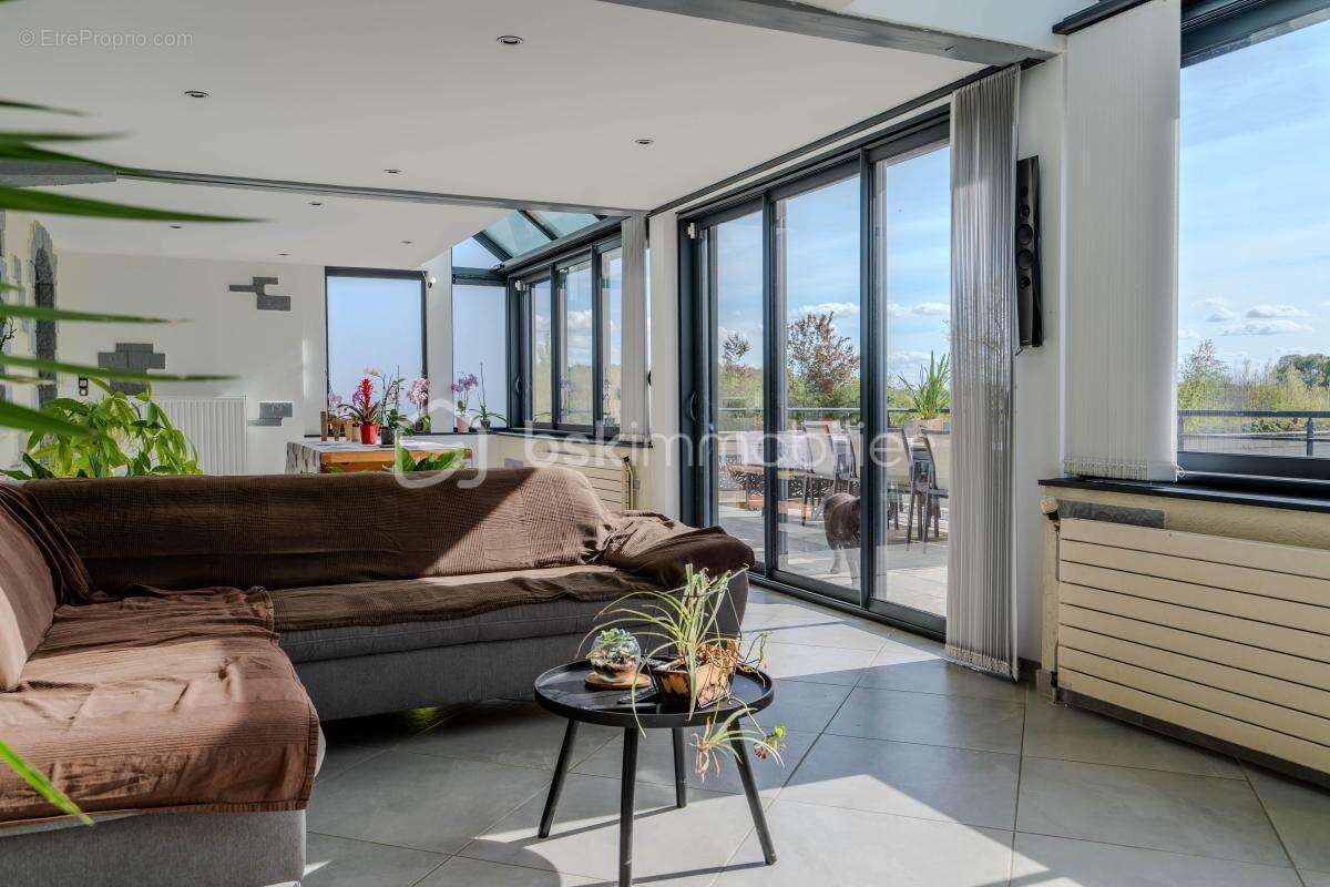 Maison à VILLENEUVE-LES-BORDES